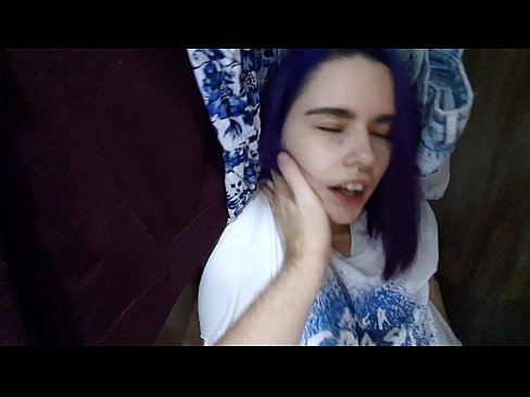 ❤️ Xwişka min di dolabê de dît û alîkariya wê kir ️❌ Porno li porno ku.hentai-ita.ru ️❤